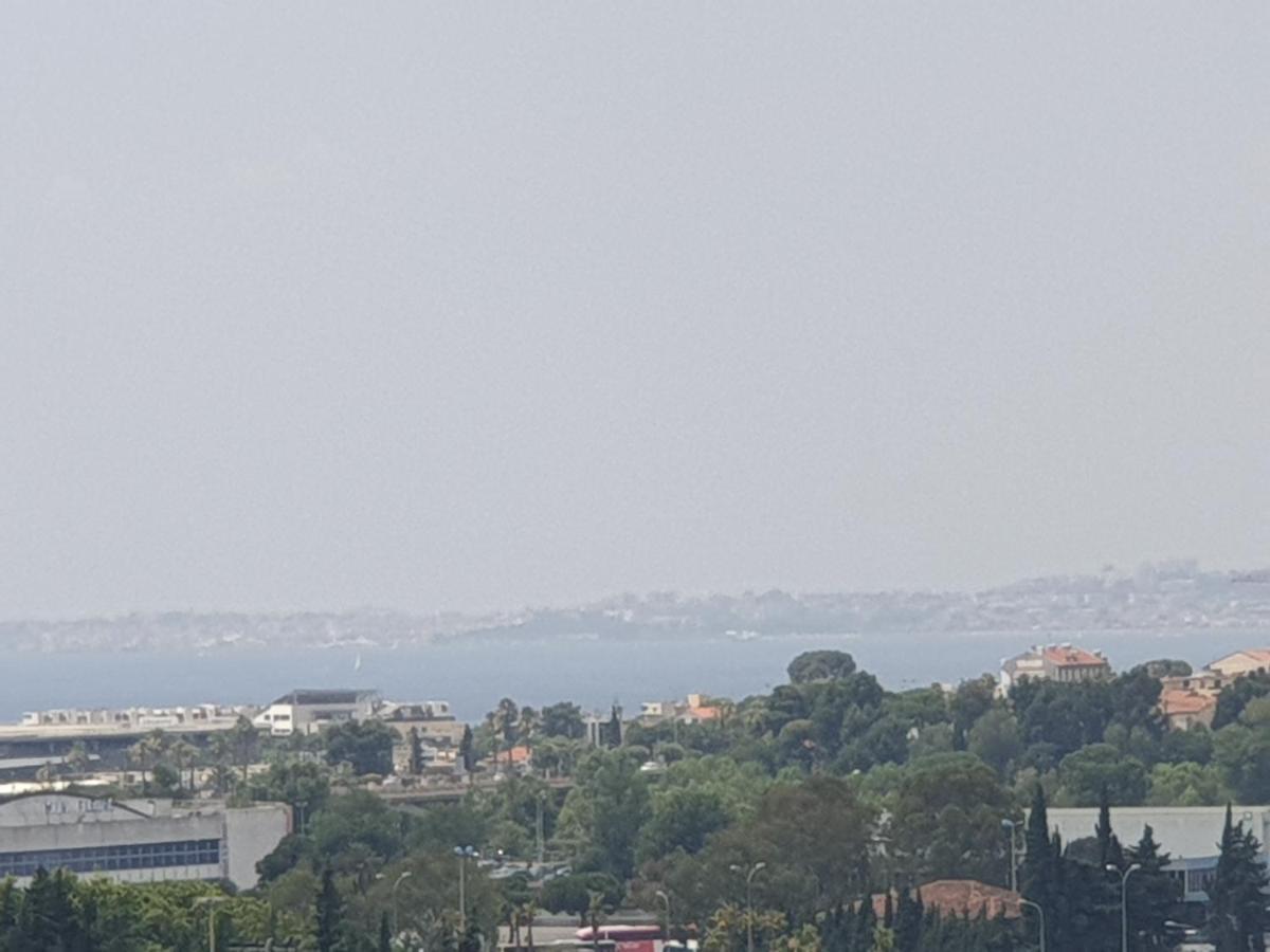Big Flat Sea Vieuw 95 M2 5 Rooms Near Airport 5 Min Train 3 Min And Tram On Site, Beach 7 Min, 2 Showers And 2 Toilets , Neuf Grand Appartement 95 M2 5 Chambres Proche Aeroport 5 Min Train 3 Min Et Tramway Sur Place, Plage 7 Min 2 Douches Et 2 Wc Vue Nice Exterior foto